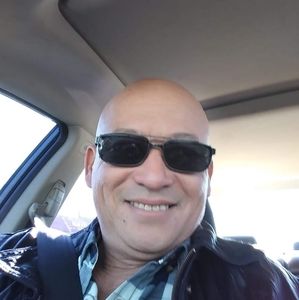 Meet your Posher, Denis